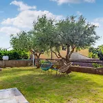 Two-bedroom In Apartament Medulin