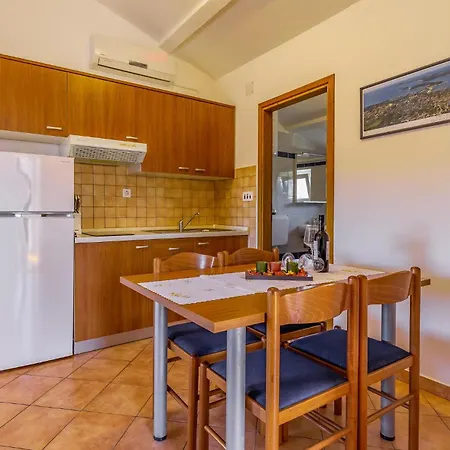 Two-bedroom In Διαμέρισμα *