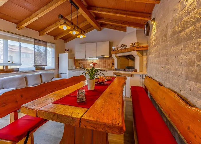 Two-bedroom In Apartman Medulin